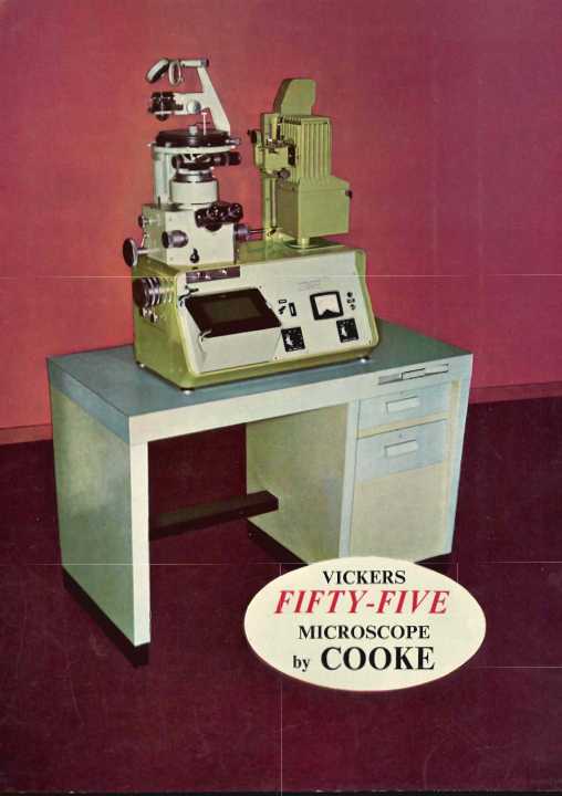 A microscope on a table
Description automatically generated