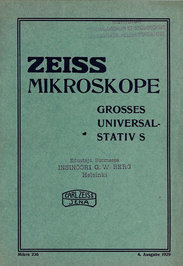 A blue book with black text
Description automatically generated